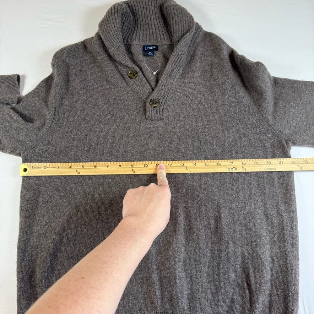 J.‎ Crew Men's brown Turtleneck Sweater